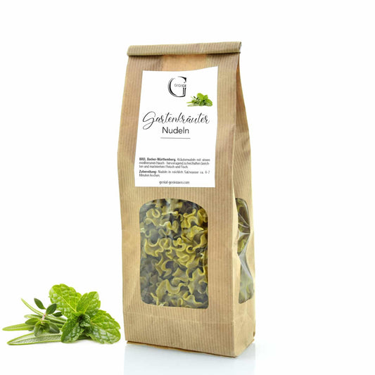 Gartenkräuter Nudeln.