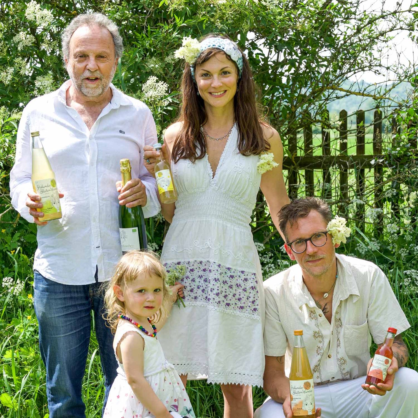 Familie_HolunderBluetenWunder_4_1500x1500_ag_01