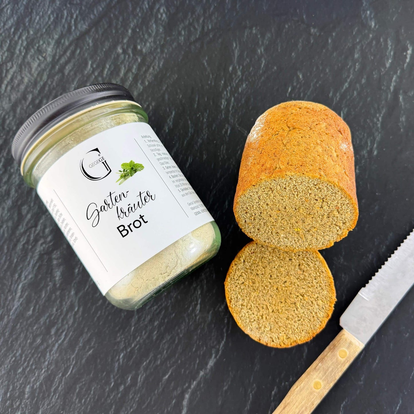 Gartenkräuter Brot