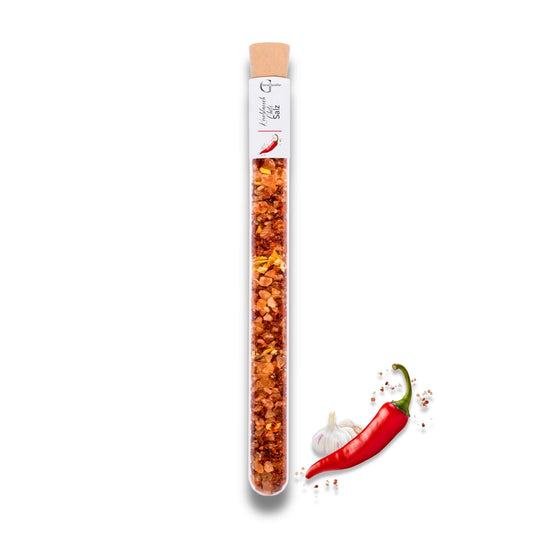 Knoblauch Chili Salz im Reagenzglas