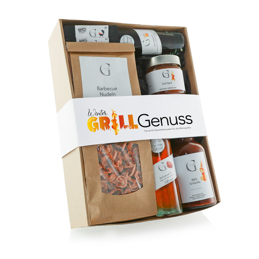 Genial Genießen Großer Winter Grillgenuss Geschenkset mit hochwertigen Grillgewürzen, BBQ-Saucen, Ölen und Nudeln in festlicher Geschenkverpackung für winterliche Grillabende.