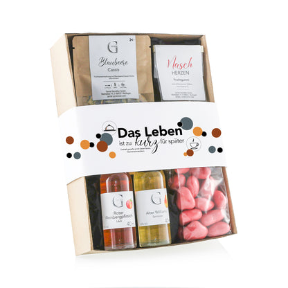 Geschenkset mit Süßigkeiten, Spirituosen, Gewürze